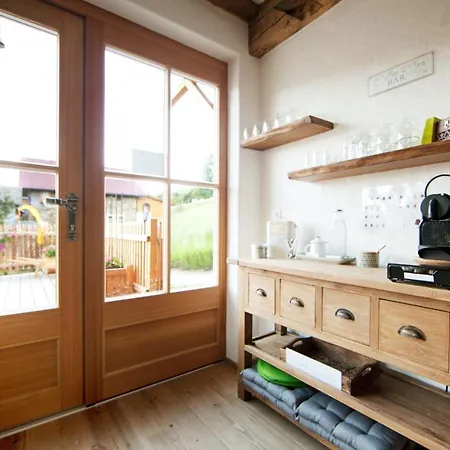 Apartment Sonnige Ferienwohnung Auf 1200m In Alpinem Charm!